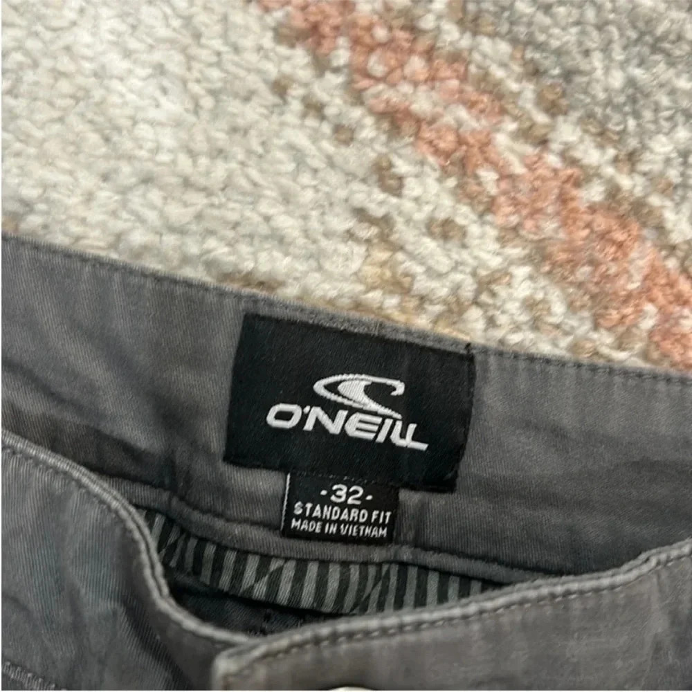 O’Neill men’s shorts - Picture 2 of 4